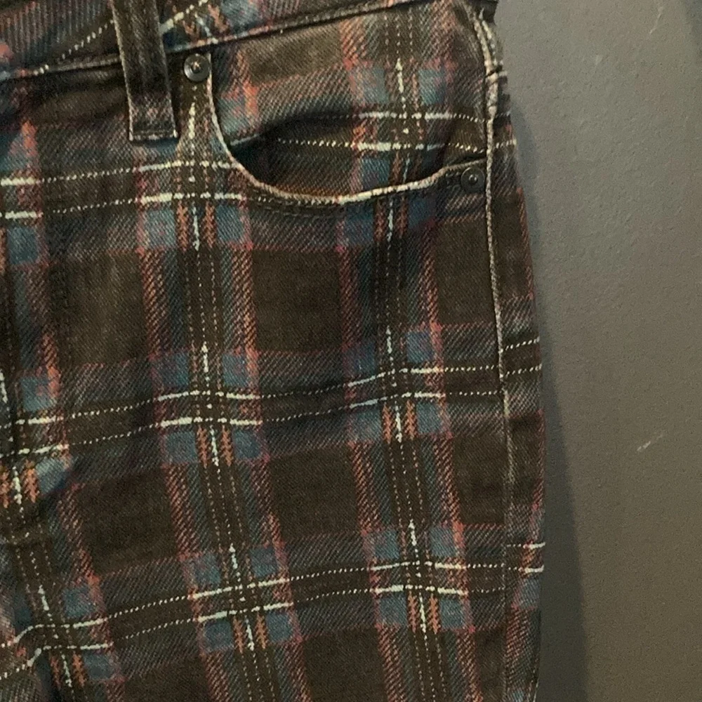 Paige size 25 Hoxton Ankle Black Atlantic Titan plaid jeans